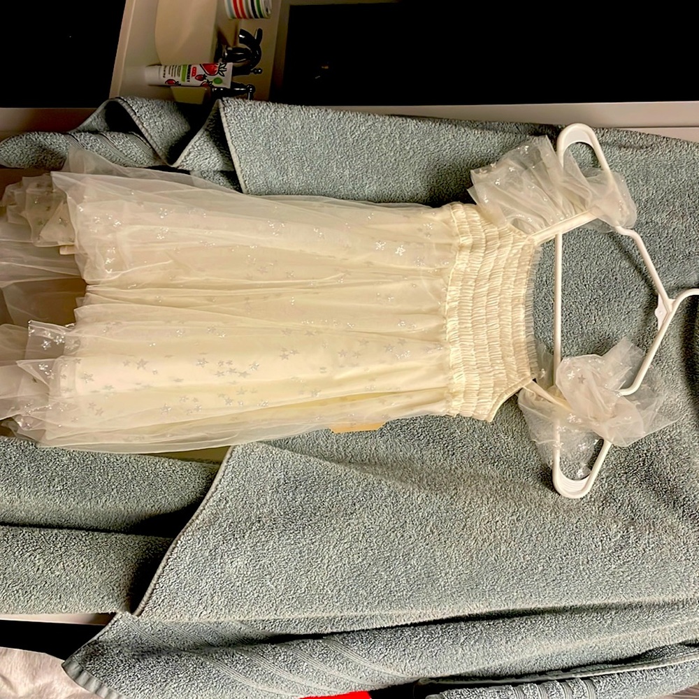 NWT Gorgeous Luna Luna little girls dress.